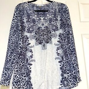Christopher Banks long sleeve v neck top